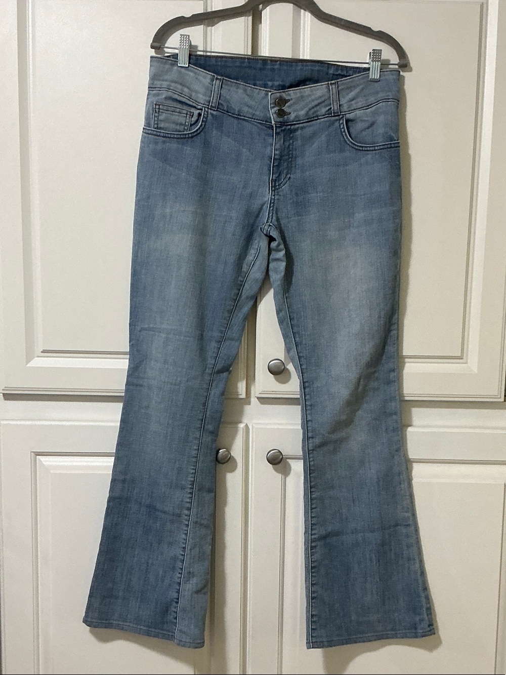 Vans Women's low-rise Light Blue Bootcut Jeans